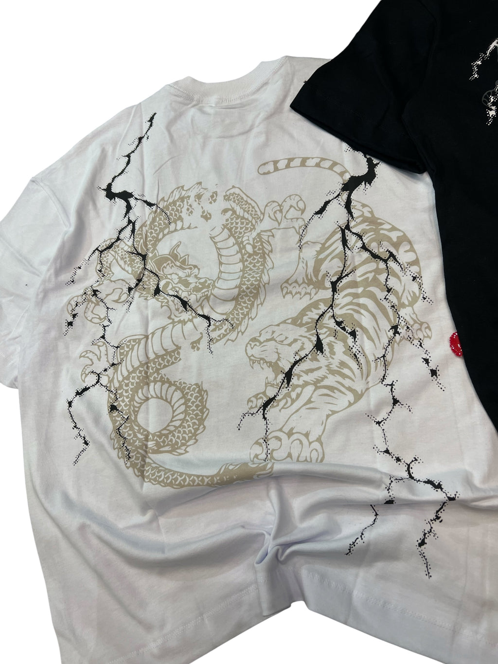Camiseta Oriental - Preta e Branco