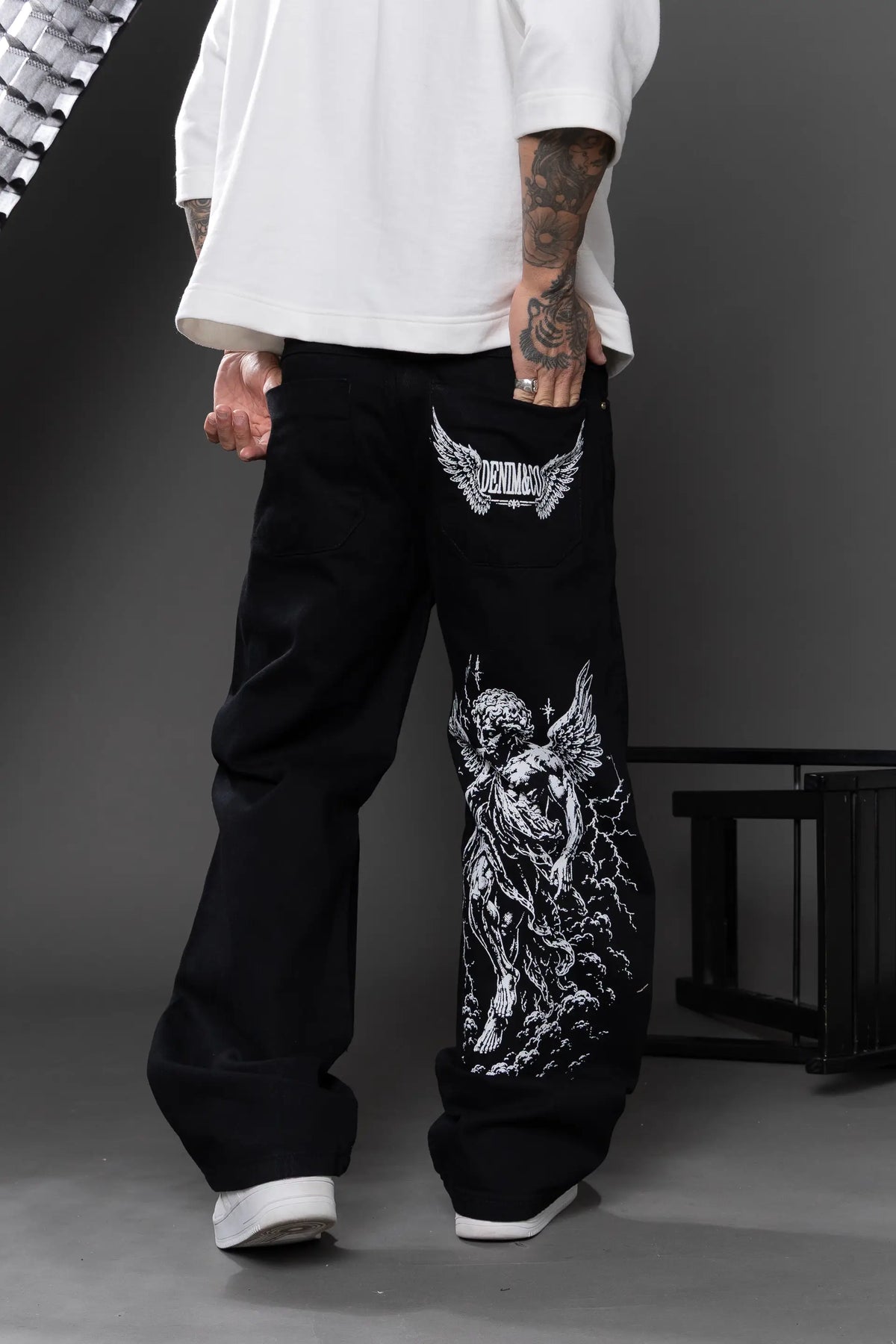 Calça Baggy Preta com Silk Anjo