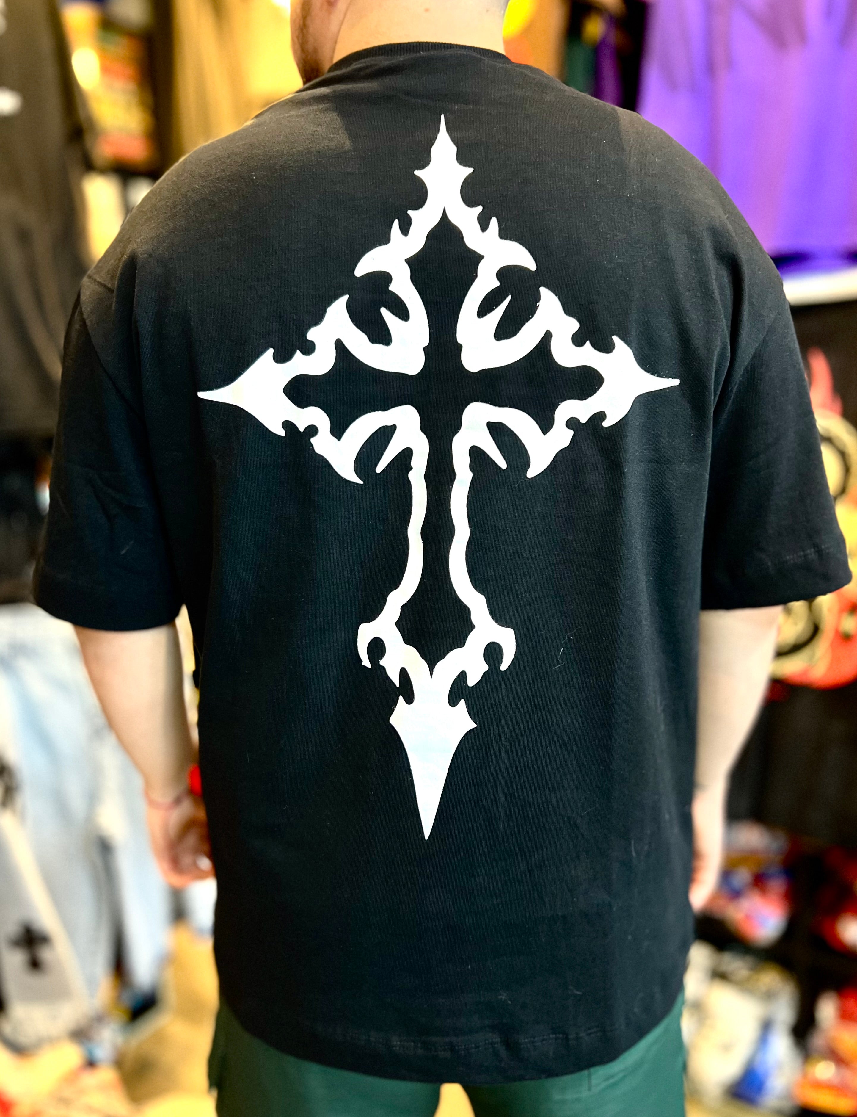 Camiseta Over Malhão Trip Side “Cross” - Preta