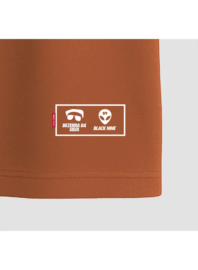 Camiseta Oficial Bezerra da Silva Produto do Morro - Ferrugem