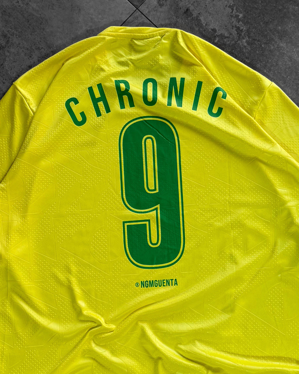 Camiseta Chronic Seleção Deus é Brasileiro - Amarelo